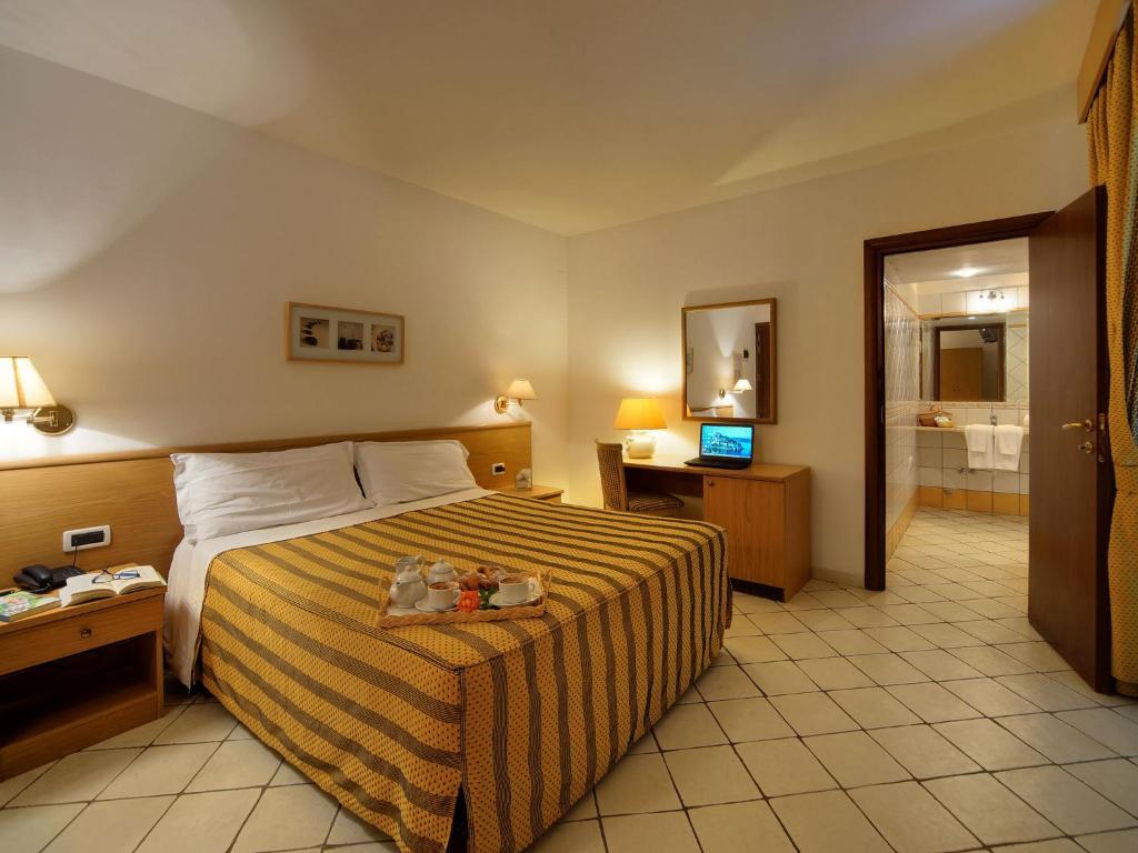 Hotel La Luna อีสเกีย ห้อง รูปภาพ